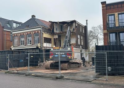 Sloop en asbestsanering voormalig Hotel Boonstra, Balk